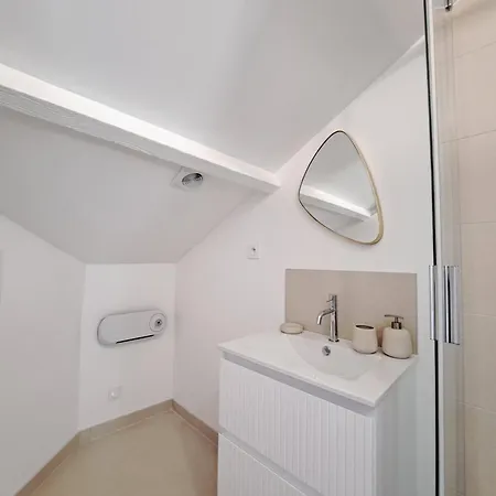 Saint-tropez, Lumineux Apartament